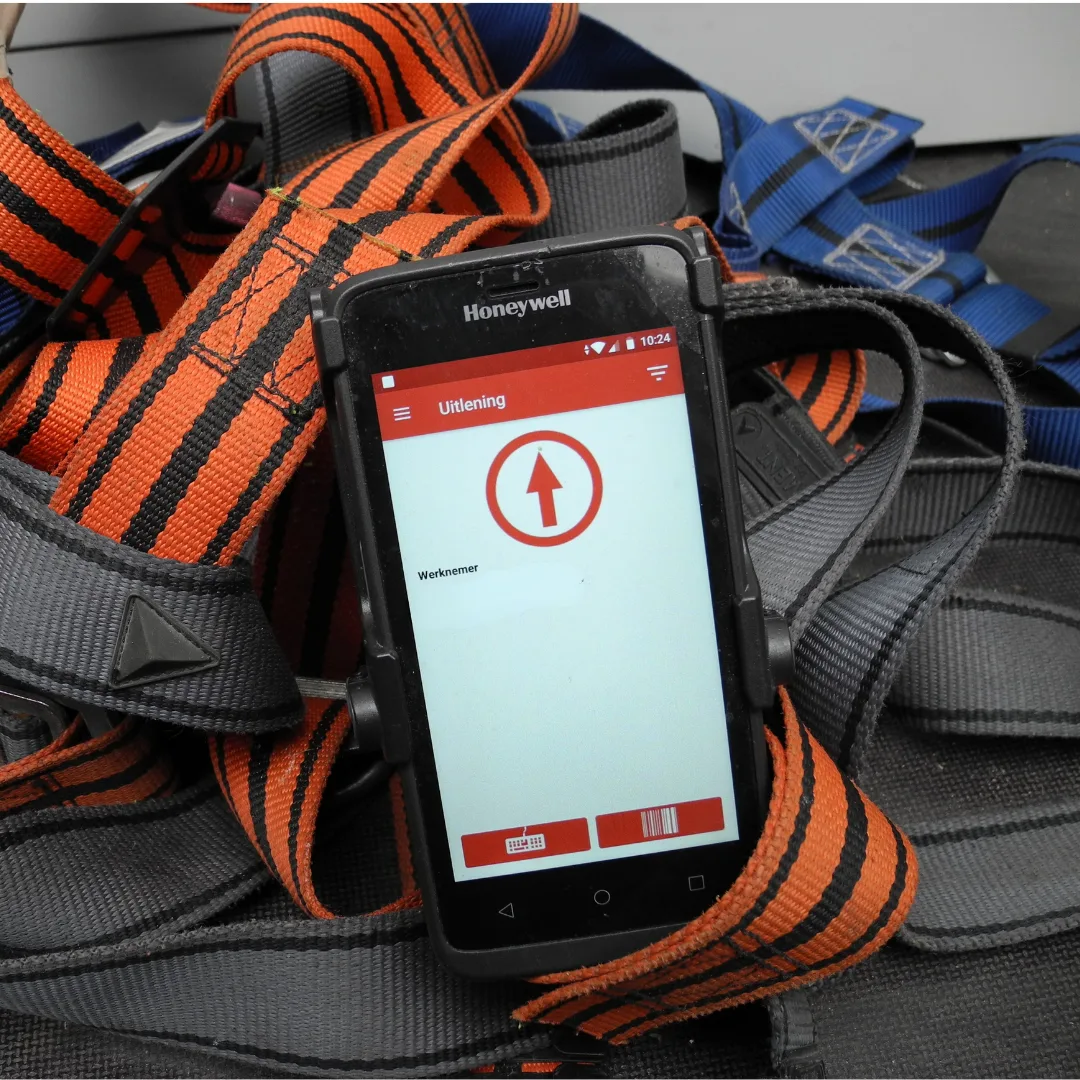 Mobiel toestel met uitleenmodule in de MIRA-app